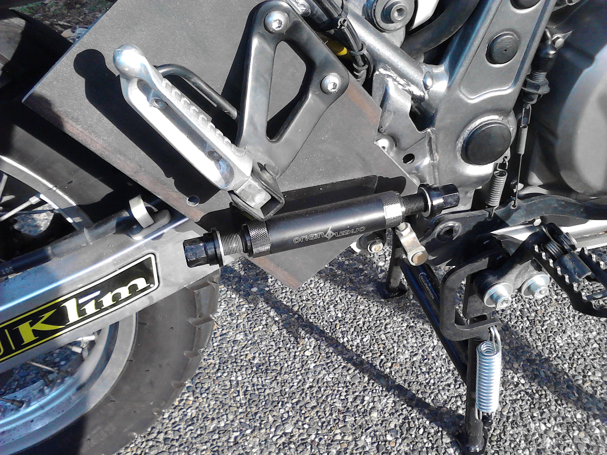 Fork Mount installed, with axle in place